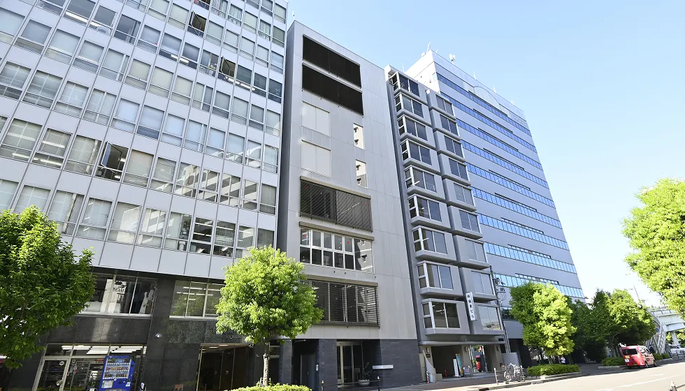 アクセス