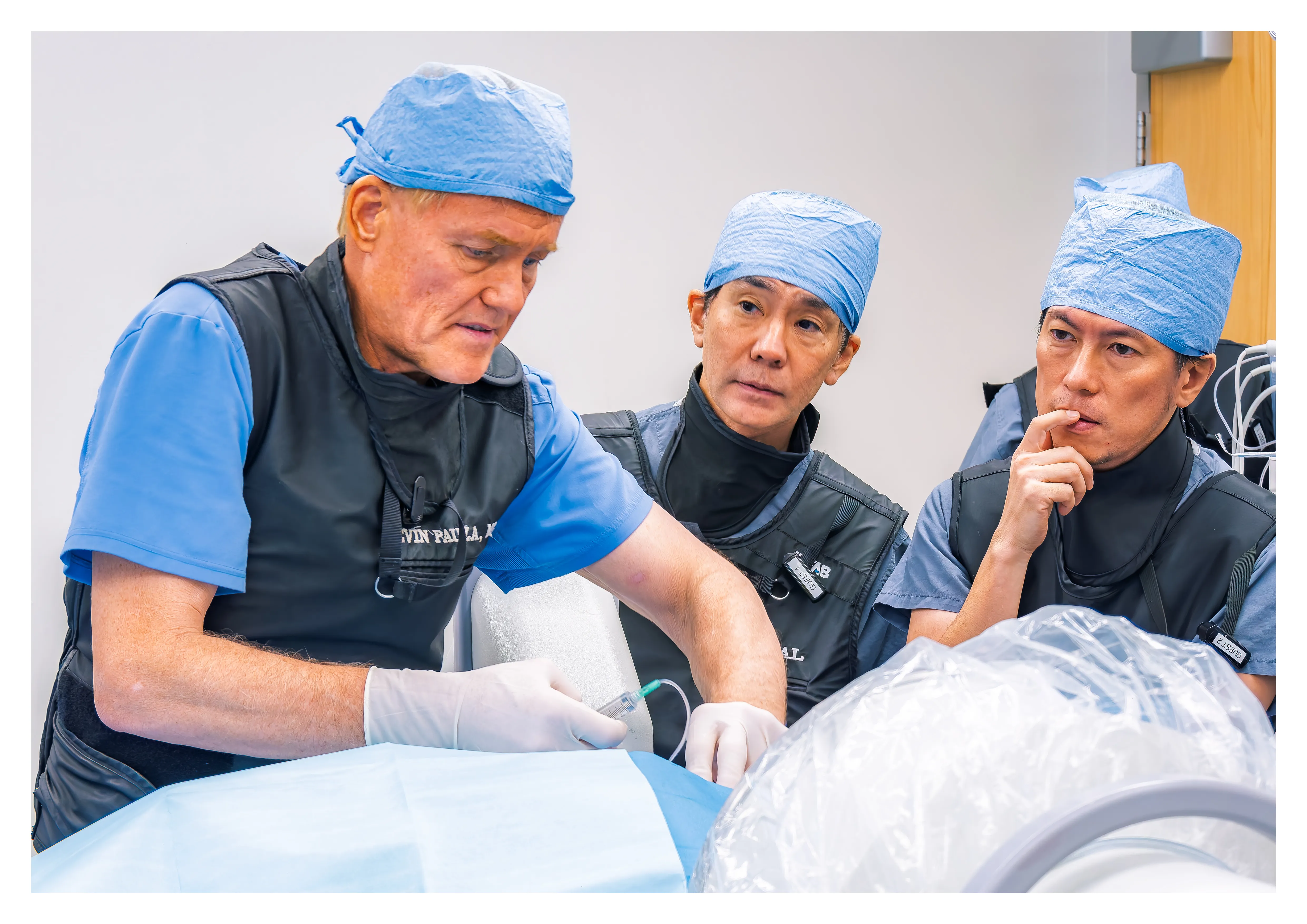 Dr. Kevin Pauza のもとで頚椎治療の技術認定を取得